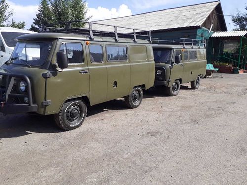 Автопарк лесохозяйственных учреждений Тувы пополнился новыми служебными автомашинами