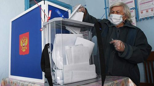 Первые избирательные участки открылись в России 4 часа назад