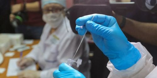 Об особенностях распространения и течения штамма «омикрон»