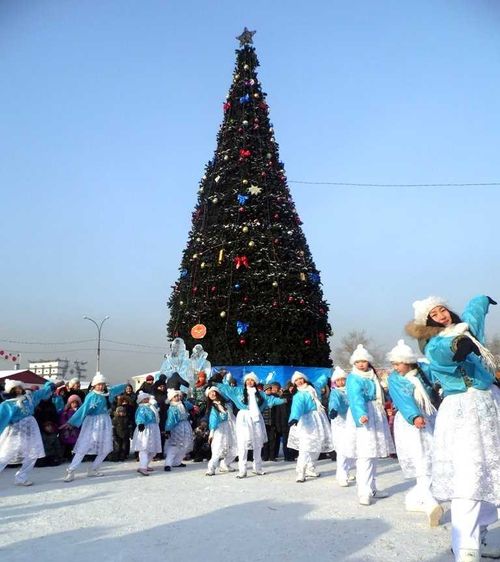 Главная ёлка Тувы засверкает 19 декабря