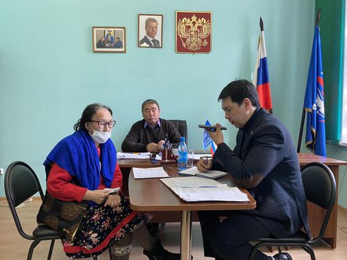 В Туве началась неделя приема граждан по вопросам ЖКХ