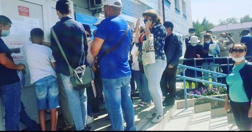 «Кто крайний»? Очереди к врачу заставили Минздрав Тувы задуматься