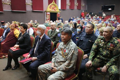 В Туве прошел памятный вечер «Афганистан. Время выбрало нас»