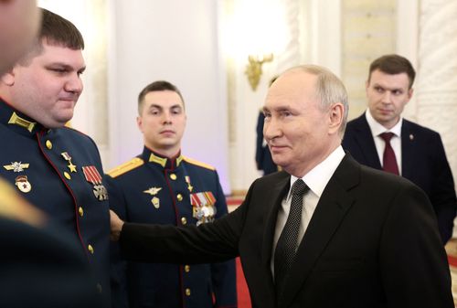Путин чаа хуусааже иттинип турарын медеглээн, чүге дизе “бөгүн оон өскээр хоржок”