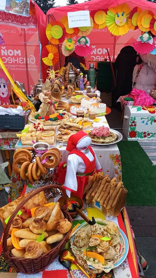 Орус чоннуң культуразын бүрүнү-биле көргүскен.