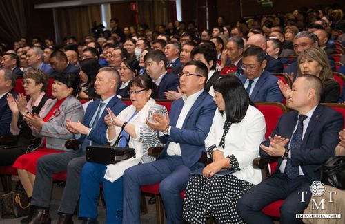 Региональное отделение партии «Единая Россия» подвело итоги за минувший год