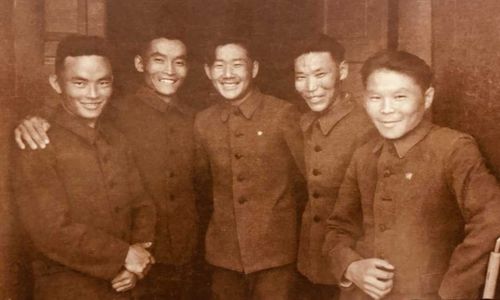 К 100-летию ТНР: О первой национальной школе в Туве