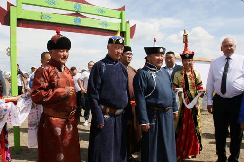 Сегодня - второй день Наадыма