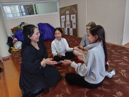 При домах и центрах культуры Тувы продолжают работу творческие объединения