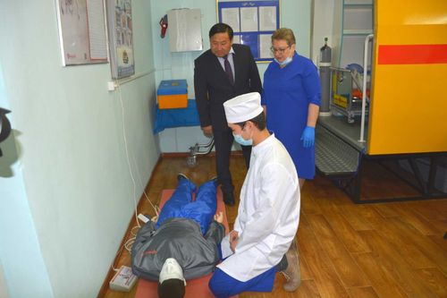 Медицинскому колледжу Тувы - 75 лет