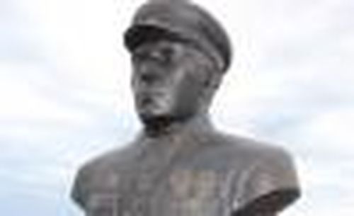 Кочетов называл отца Петюшкой...