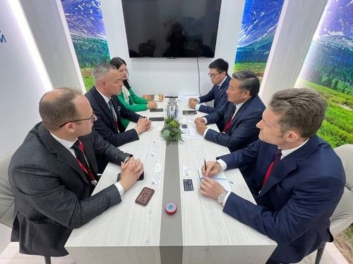 Делегация Тувы активно продолжает свою работу на ПМЭФ-2024