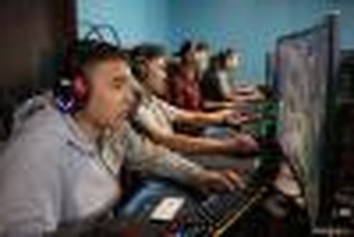 Киберспортивные студенты