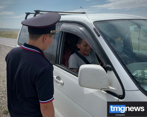В Туве наряды ДПС усилят работу на ведущих к местам отдыха автодорогах