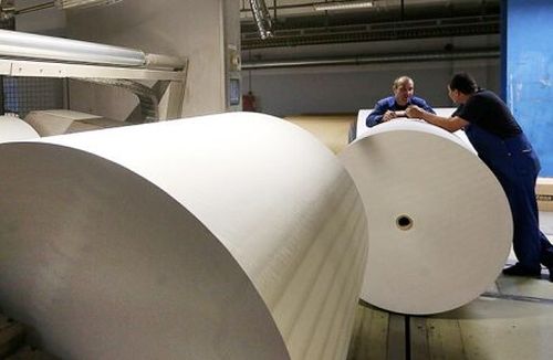 В стране нет дефицита газетной и офсетной бумаги