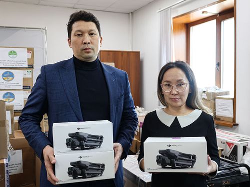 Чугула херек чүүлдерни чыып турар