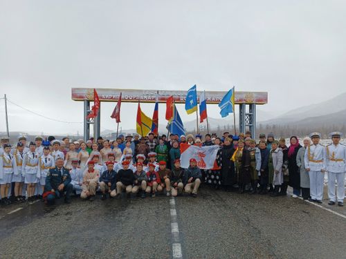 Знамя тувинских добровольцев передано Тес-Хемскому району