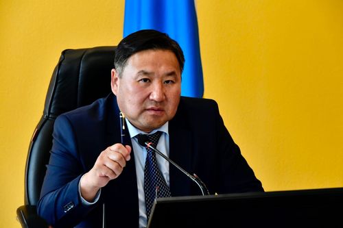 Чылдың түңнелдерин үндүрер