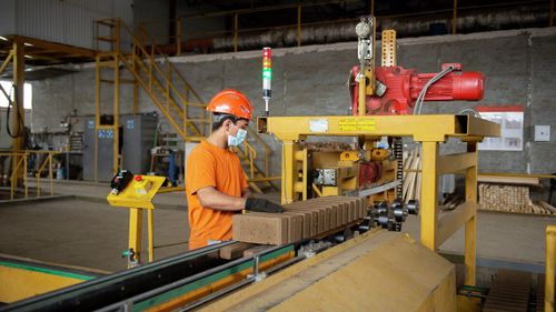 Президент предложил запустить в РФ промышленную ипотеку для предприятий под 5% годовых