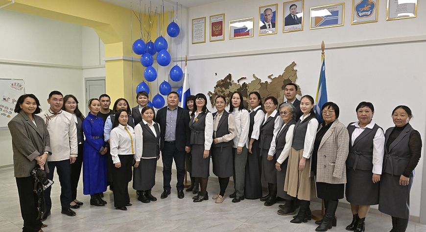 Владислав Ховалыг посетил социальные объекты Эрзинского и Тес-Хемского районов, обновленные при поддержке национальных проектов