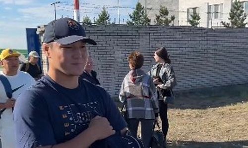 Бады-Маадыр Самдан, занявший третье место на Международных играх БРИКС по вольной борьбе, вернулся домой