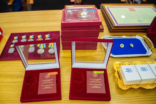 В Туве вручили госнаграды