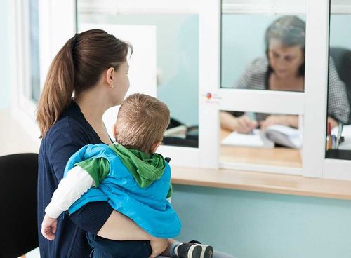 При каком доходе можно получить выплату на первого или второго ребенка до 3 лет?