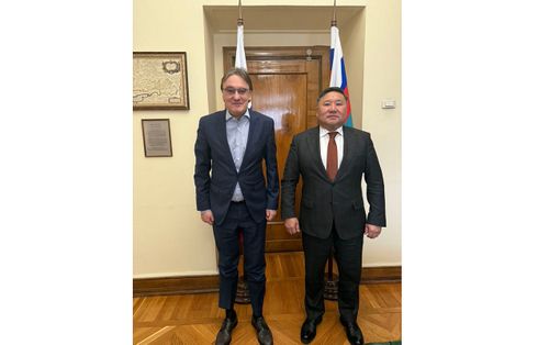 Россияның Даштыкы херектер яамызы Тывага IV делегей чергелиг буддийжи шуулганга бүгү талалыг деткимчени көргүзер