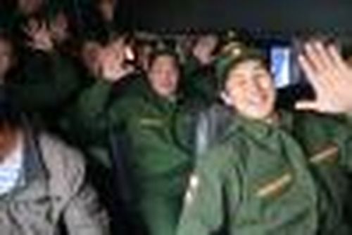 Под «Прощание славянки» отбывали в войска…