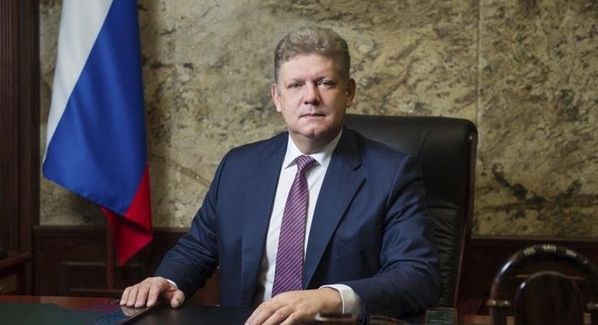 Поздравление полномочного представителя Президента Российской Федерации в Сибирском федеральном округе с Днём знаний