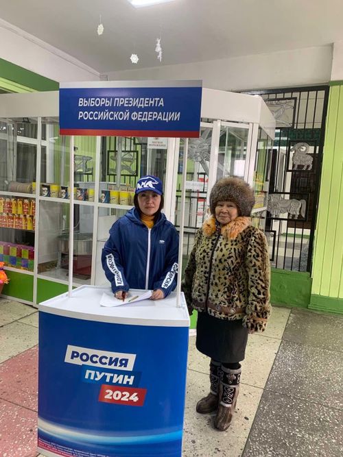 Пункты сбора подписей в поддержку Владимира Путина работают в районах республики