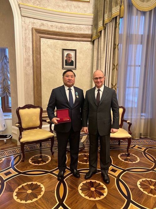 Главе Тувы Владиславу Ховалыгу вручён орден Дружбы