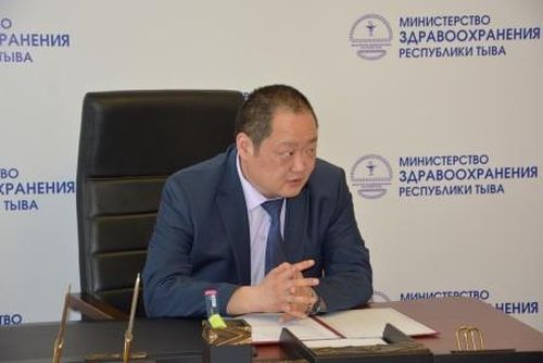 Анатолий Югай: "В Туве наблюдается так называемый волнообразный характер заболеваемости"