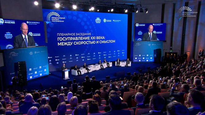 Владислав Ховалыг рассказал об участии в Международном конгрессе государственного управления