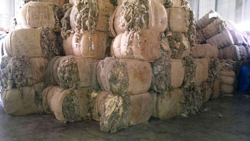 Тываның Көдээ ажыл-агый яамызы дүк бүдүрүкчүлеринден субсидия алырынга чагыгларны хүлээп эгелээн