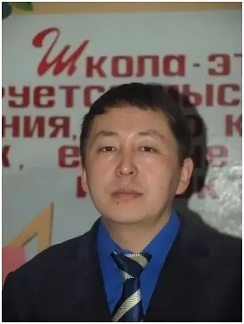 Төрээн дылының шинчилекчизи