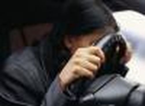 Отняли гаджет и автомобиль