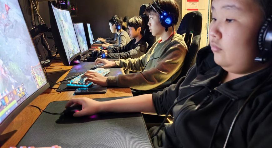 «17 школа» выиграла Школьную лигу по Dota 2 в Туве