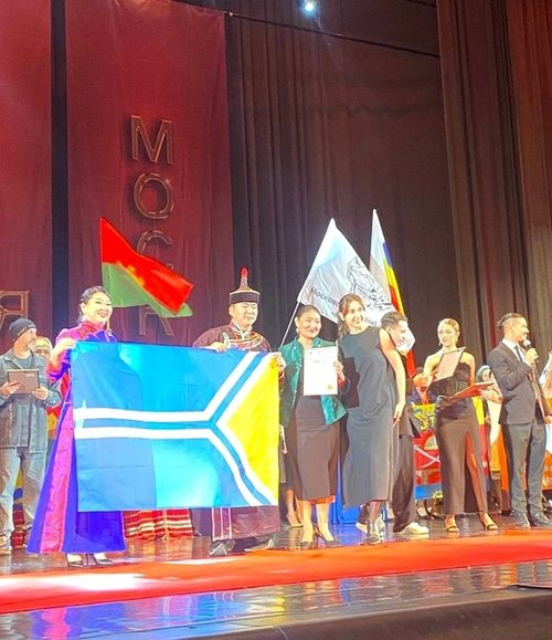 Эрзинские ансамбли блестят на сцене: победы на конкурсе «Душа России"