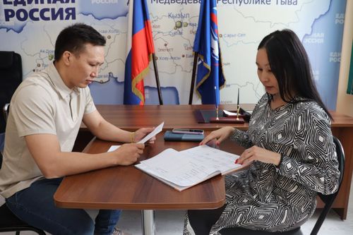 Начын Чамбалдоо подал документы для участия в предварительном голосовании «Единой России»