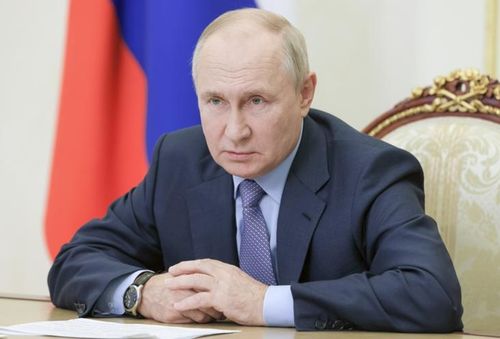 Владимир Путин дал внеочередное право на жилье оставшимся на службе ветеранам