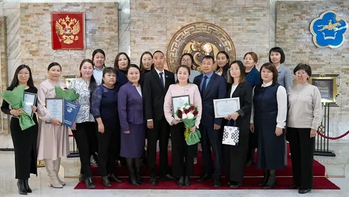 В Туве подвели итоги конкурса «Лучший кадровый работник органов местного самоуправления 2025»