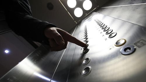 1 февраля — День работника лифтового хозяйства