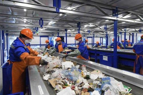 В Туве планируют построить два завода по переработке твердых отходов