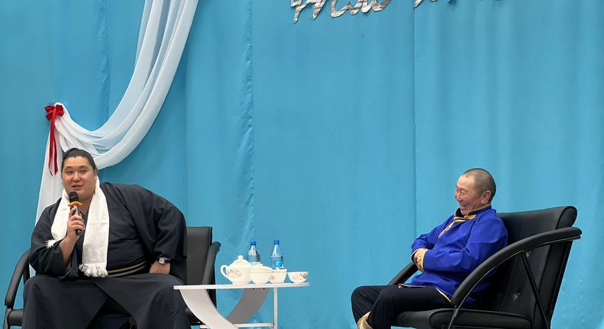 Борец сумо из Тувы Амыр-Санаа Даваа проведет открытый мастер-класс