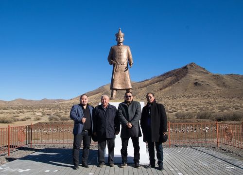 Гадание по театральной премьере. Часть вторая – Аянгаты