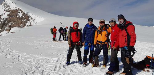 Альпинисты Тувы взошли на четырёхтысячник Хархираа в Увс аймаке Монголии