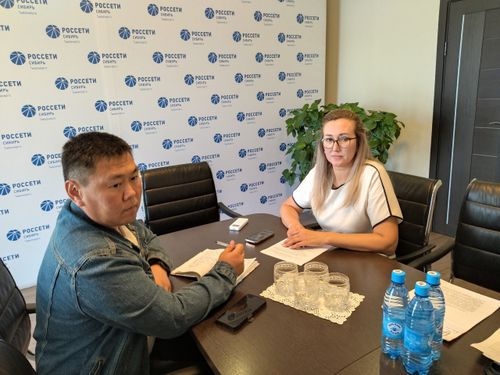 Руководство "Россети Сибирь Тываэнерго" встретилось с председателем Администрации Дзун-Хемчикского района