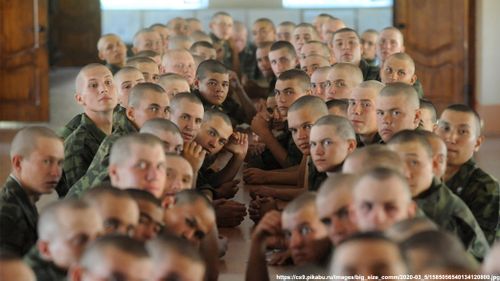 Владимир Путин подписал указ о начале осеннего призыва в армию с 1 ноября