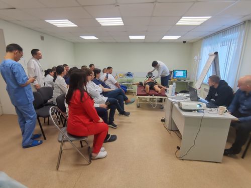 Тувинские экстренные врачи прошли обучение на роботах-симуляторах и манекенах-имитаторах